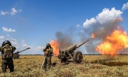 Rusya, Ukrayna'ya ait hava üssünü hipersonik füzelerle vurdu