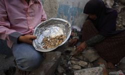 Gazze'de son 24 saatte biri çocuk 7 kişi açlıktan hayatını kaybetti