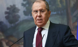 Lavrov: Putin, Zelenskiy ile görüşmeye hazır