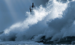 Meteorolojiden uyarı: Denizlerde fırtına kapıda!