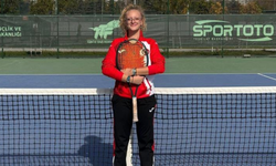 Gümüş madalyalı genç tenisçi Zeynepsu Yünlü, milli takım kampında