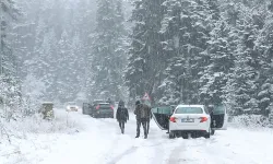 Ilgaz Dağı’na mevsimin ilk karı düştü