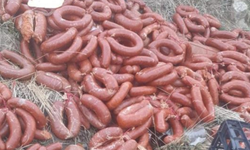 Gölbaşı’nda boş arazide et skandalı