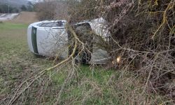 Bolu’da kontrolden çıkan otomobil takla attı, metrelerce sürüklendi