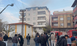 Gaziantep'te 4 katlı apartmanın terasında yangın çıktı