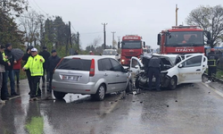 Samsun'da üç aracın karıştığı kaza: 6 yaralı