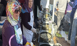 Bodrum’da 10’uncu Hamsi Festivali coşkusu: 3 ton hamsi dağıtıldı