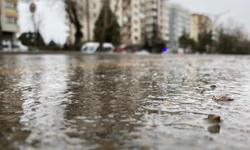 Meteoroloji'den sağanak ve fırtına uyarısı: 20 il için sarı kod