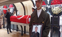 Kocaeli'de trafik kazasında yaşamını yitiren astsubay memleketinde toprağa verildi
