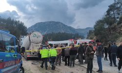 Antalya-Isparta yolunda korkunç kaza: 7 ölü, 7 yaralı