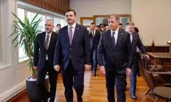 Cemil Tugay, AK Parti İzmir heyetiyle görüştü