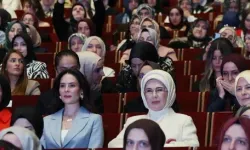 GİF’27’de genç yetenekler sahneye çıktı! Ünlü isimlerden genç kızlara destek