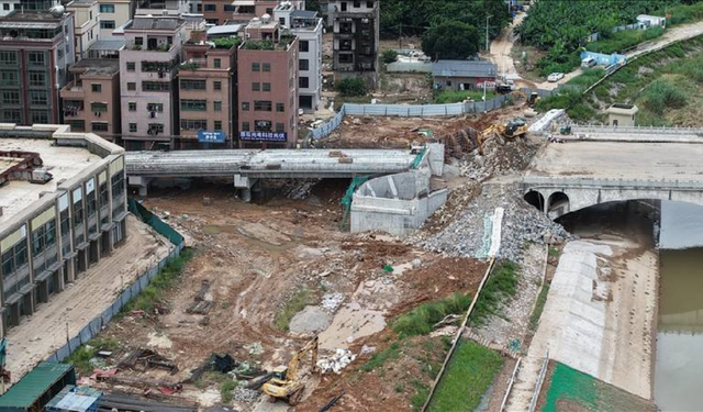 Çin’de sel felaketi: 10 ölü, 33 kayıp