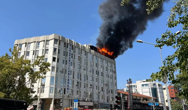 Denizli’de Babadağlılar Çarşısı’nda yangın