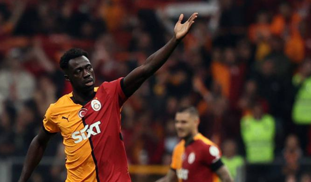 Galatasaray, Davinson Sanchez ile 2030'a kadar anlaştı