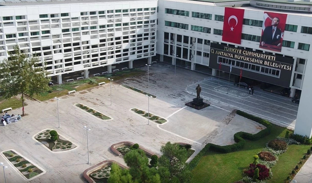 İBB'nin ardından Antalya Büyükşehir Belediyesi’ne rüşvet operasyonu