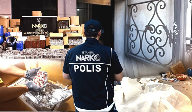 İstanbul ve Kocaeli’de uyuşturucu operasyonu: 3 milyon hap ele geçirildi!