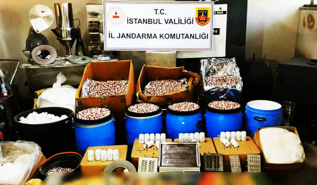 İstanbul’da dev uyuşturucu operasyonu: 847 bin 600 hap ele geçirildi