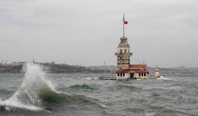 İstanbul’da fırtına alarmı: Valilik ve Meteoroloji’den peş peşe uyarı