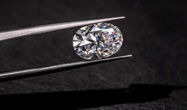 Kapalıçarşı'da 1,25 milyar TL değerinde dev pırlanta operasyonu