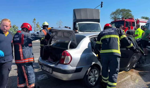 Ordu’da otomobil ile kamyonet çarpıştı: 5 yaralı