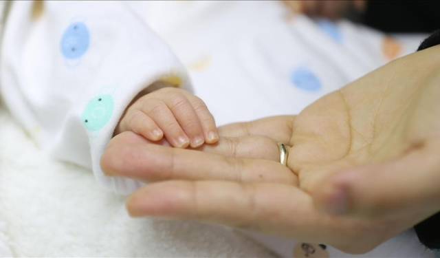 Doğum yardımı ödemeleri annelerin hesaplarına yatırıldı