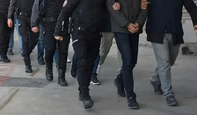 Aydın’da jandarmadan silah ve uyuşturucu operasyonu: 2 gözaltı