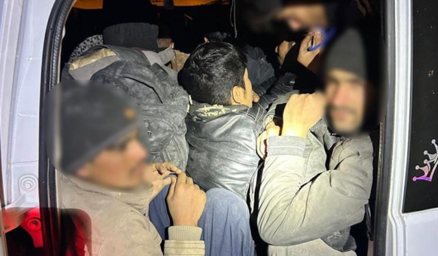 Iğdır’da göçmen operasyonu: 12 düzensiz göçmen, 2 organizatör yakalandı