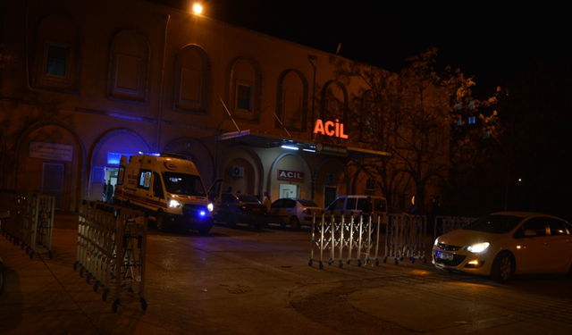 Oyuncak parçası soluk borusuna kaçan 4 yaşındaki çocuk hayatını kaybetti