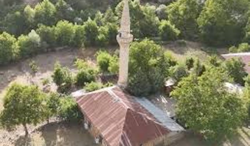 Tarihi cami geleceğe miras