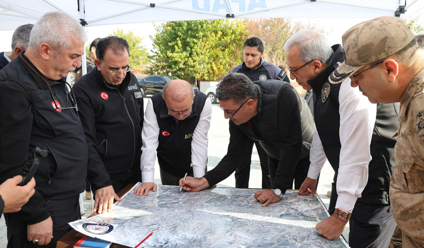 Kaybolan otizmli çocuk için seferberlik : 35 kilometre taranıyor