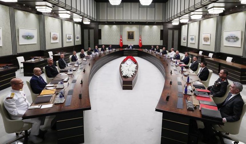 Cumhurbaşkanlığı Külliyesi’nde yılın son MGK’sı başladı