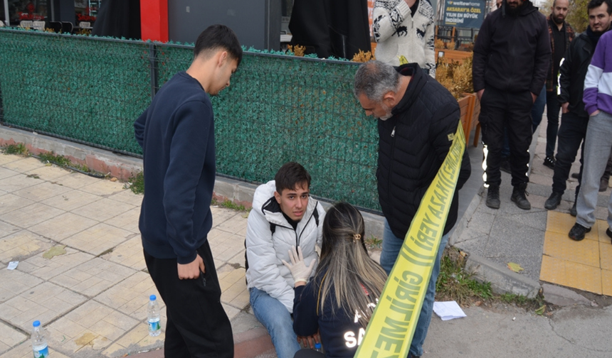 Aksaray’da otomobil ile motosiklet çarpıştı: 17 yaşındaki lise öğrencisi hayatını kaybetti