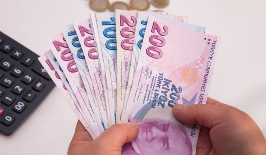 Memur ve emekli dikkat: 5 aylık zam farkı yarın belli