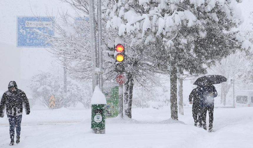 9 il için “Sarı” alarm: Yoğun kar yağışı uyarısı