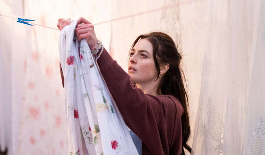 Melis Sezen “Delikanlı” setinde: Hazan’lı ilk kareler paylaşıldı