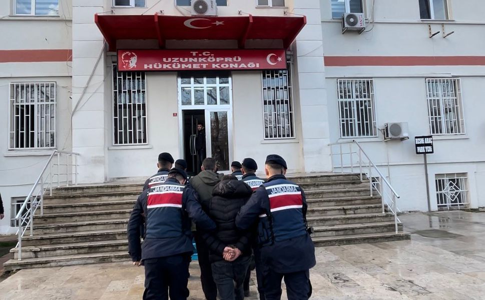 Edirne’de göçmen kaçakçılığı operasyonu: 3 şüpheli tutuklandı