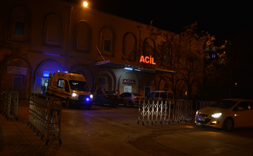 Oyuncak parçası soluk borusuna kaçan 4 yaşındaki çocuk hayatını kaybetti