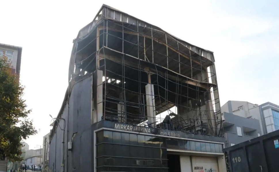 Kozmetik fabrikası yangını davasında ilk duruşma: 7 işçi hayatını kaybetmişti