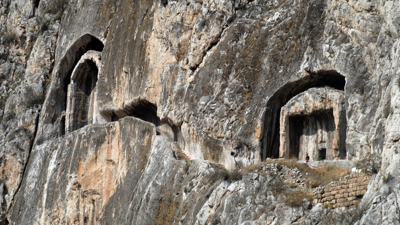 Doğa Ve Tarihin Kusursuz Uyumu Amasya Rehberi-1