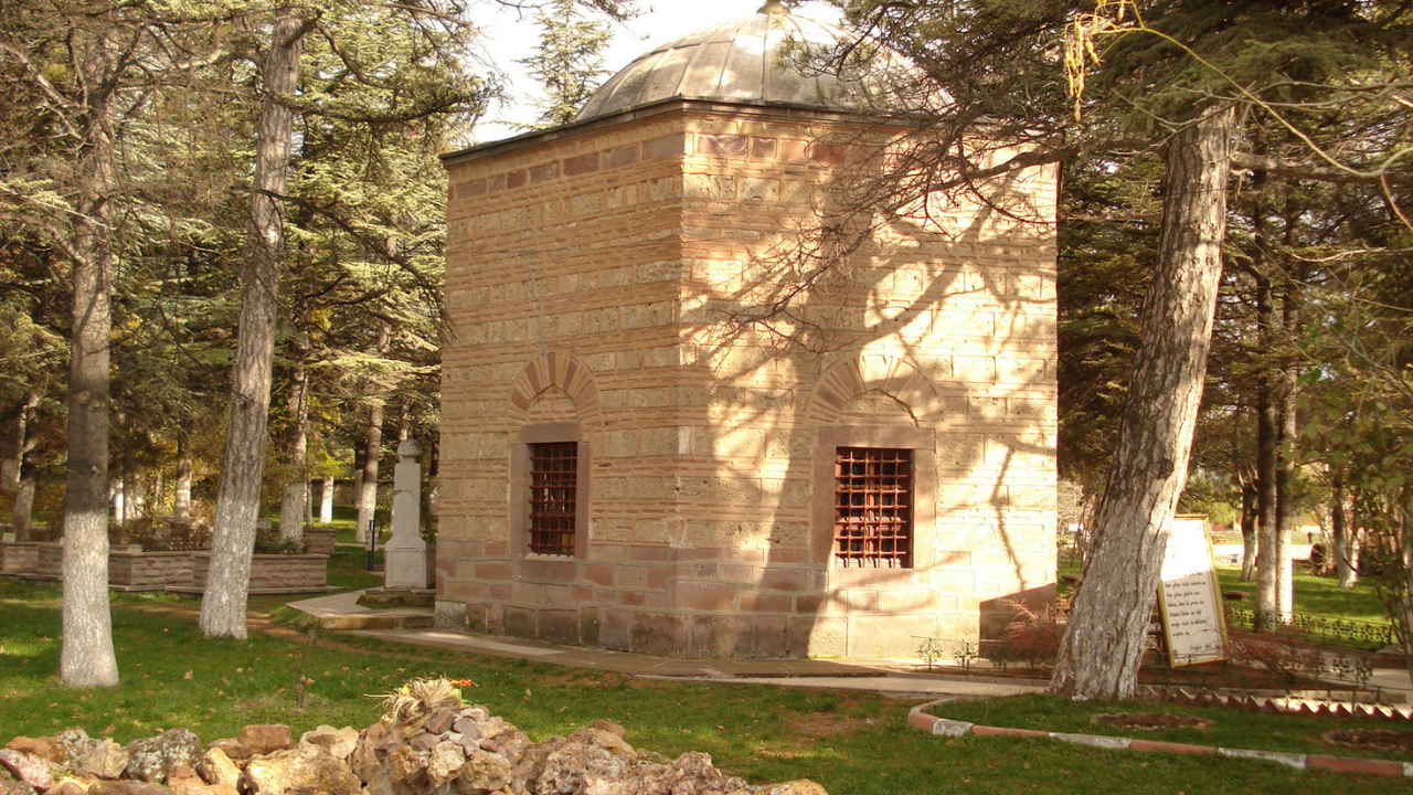 Ertuğrul Gazi Türbesi