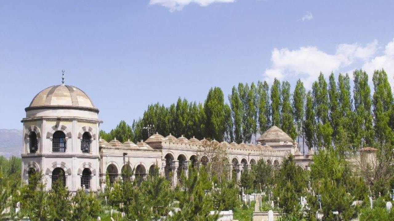Erzincan’da Göz Alıcı Doğal Ve Tarihi Duraklar!-5