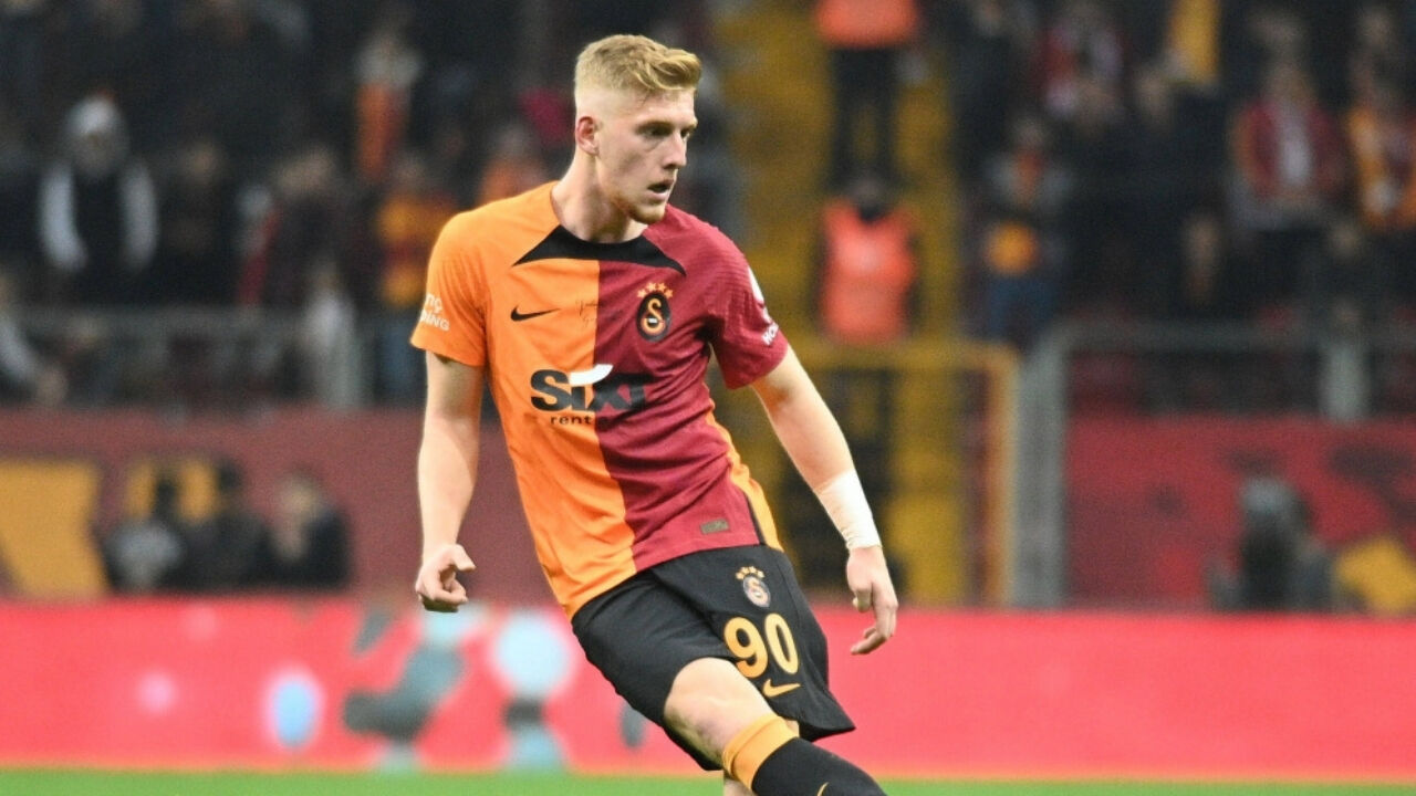 Galatasaray Gençlere Güveniyor
