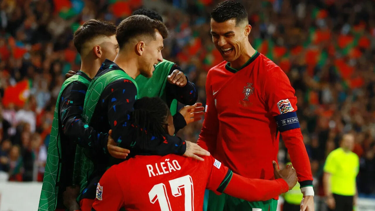 Portekiz Zirvede Kaldı, Polonya Tehlikede