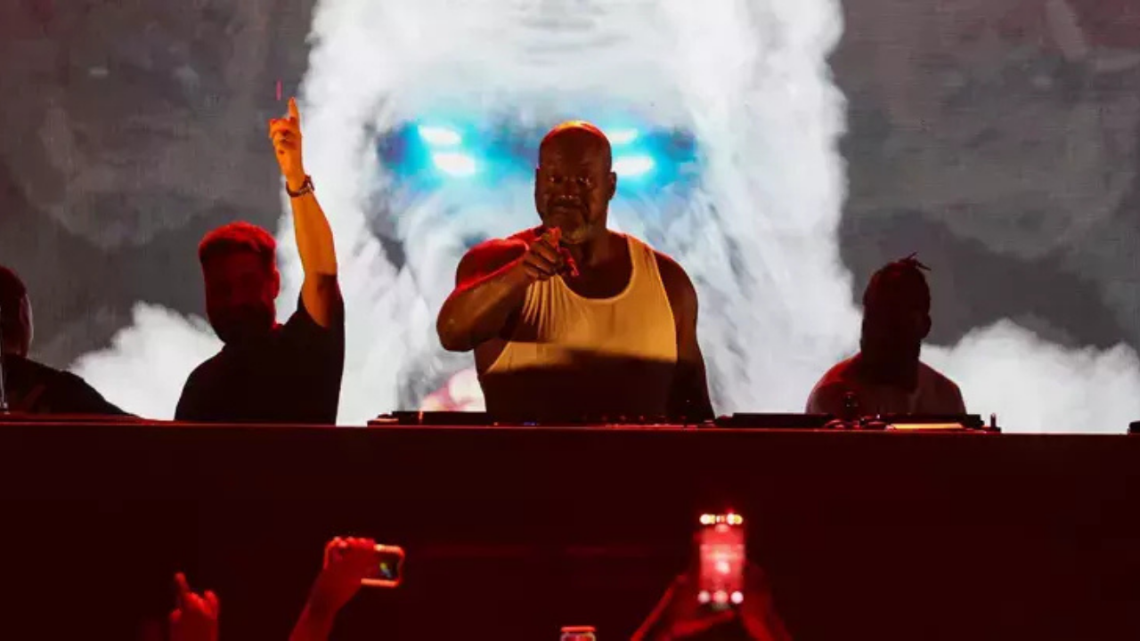 Shaquille O’neal Dj Kabininde Coşturdu (2)