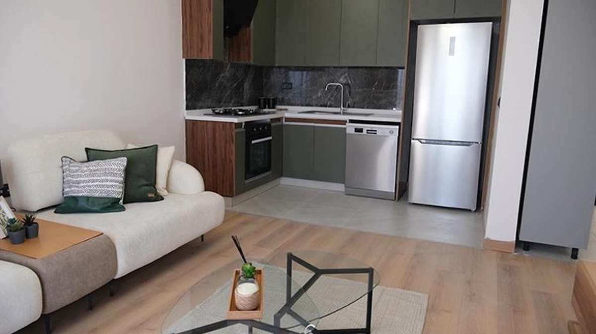 S B2B12D569E115Adceddfc51Eeaa98F9F32737877-2