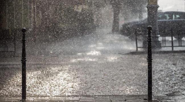 Saganak Yagis Ve Firtina Uyarisi