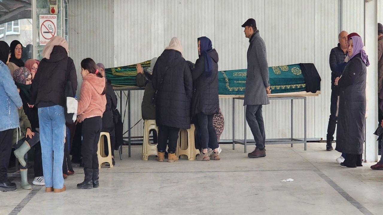 Sömestir tatili dönüşü kazada ölen çift-1