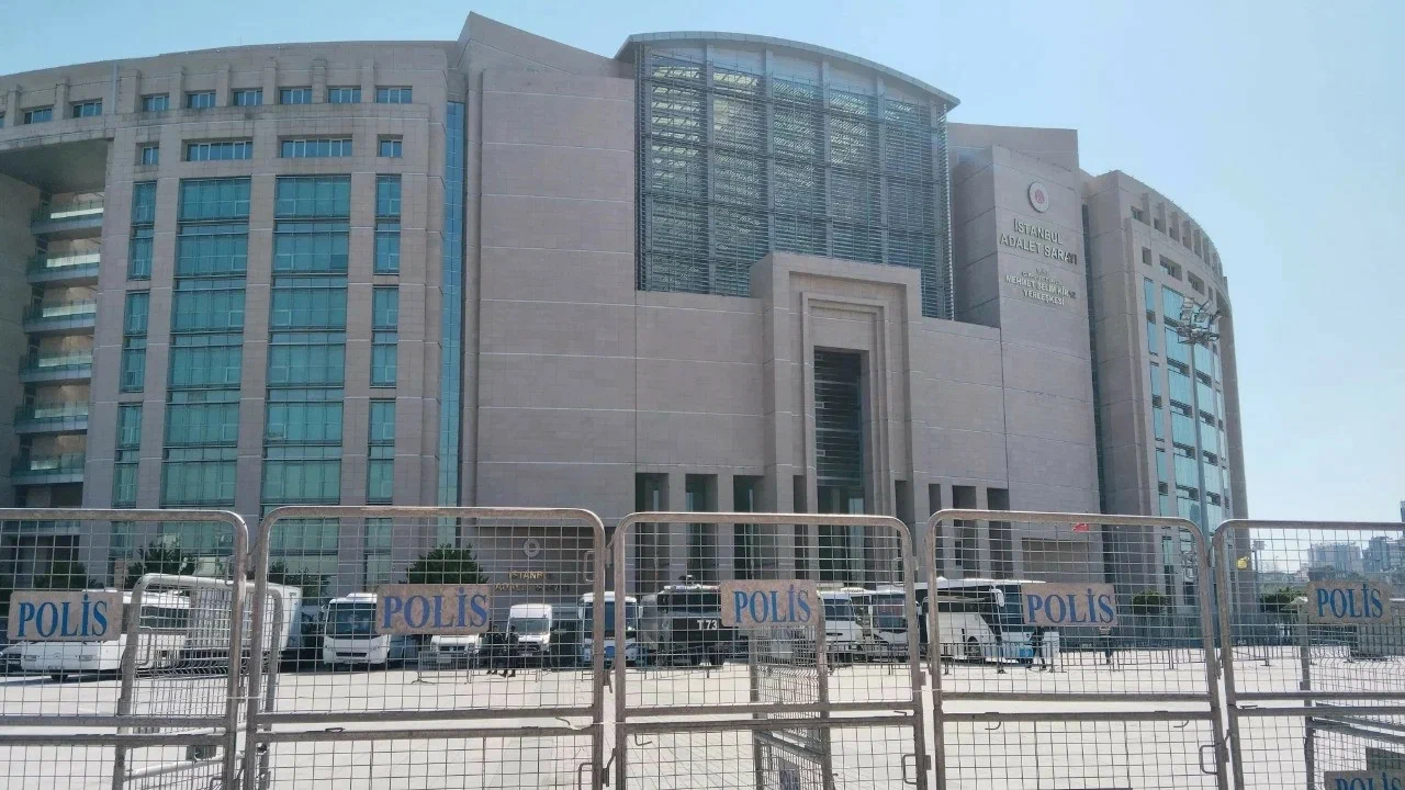 Fon soruşturmasında Astor Enerji ailesine yurt dışı yasağı